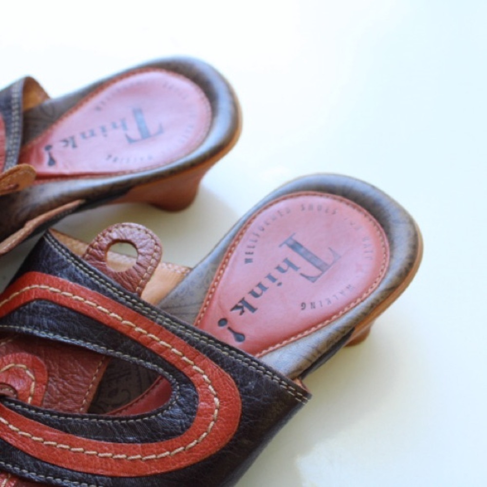 Think! Sandals - Picture 4 of 10